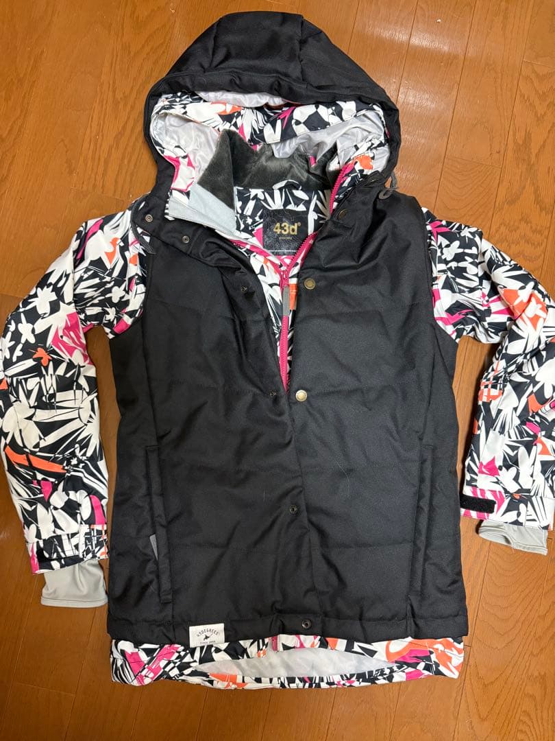 43degrees スノーボードウェア上下セット レディース
