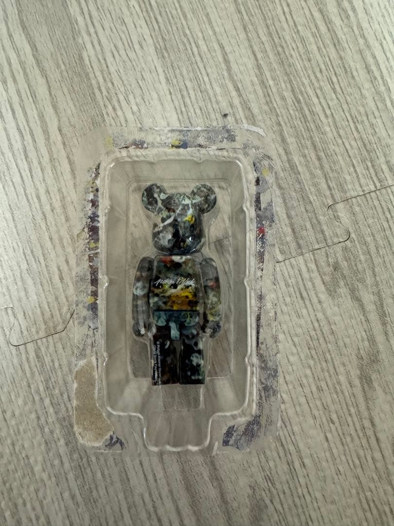 ベアブリック100%