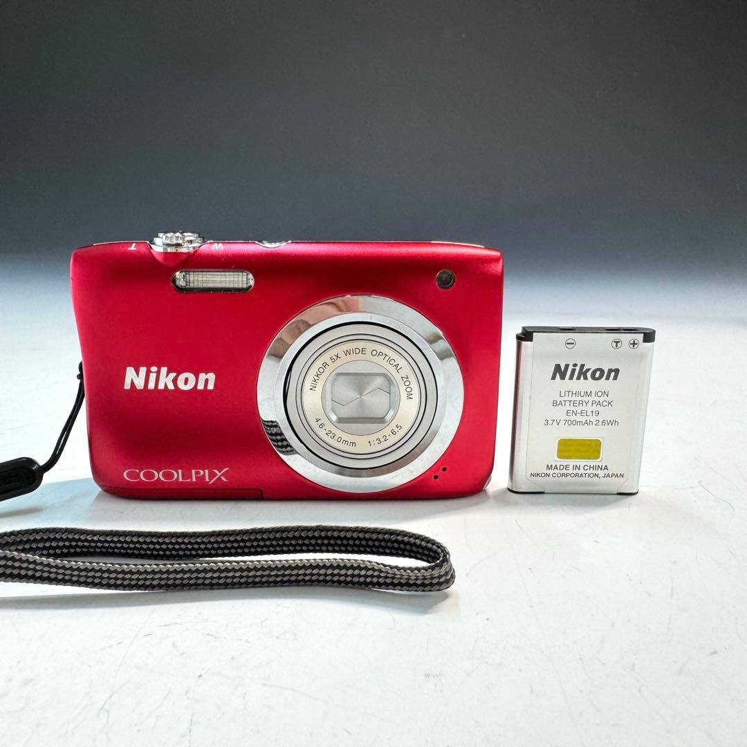 Nikon ニコン　デジタルカメラ COOLPIX　クールピクス A100 赤