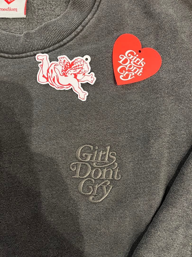 Girls Don't Cry スウェット M ダークグレー