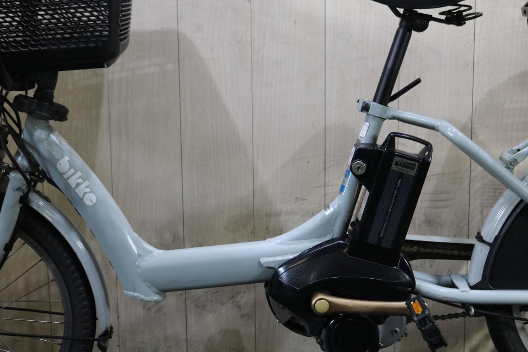 ブリヂストンBR0C49ビッケPOLAR e 20型8.7AH 3段 LED水色