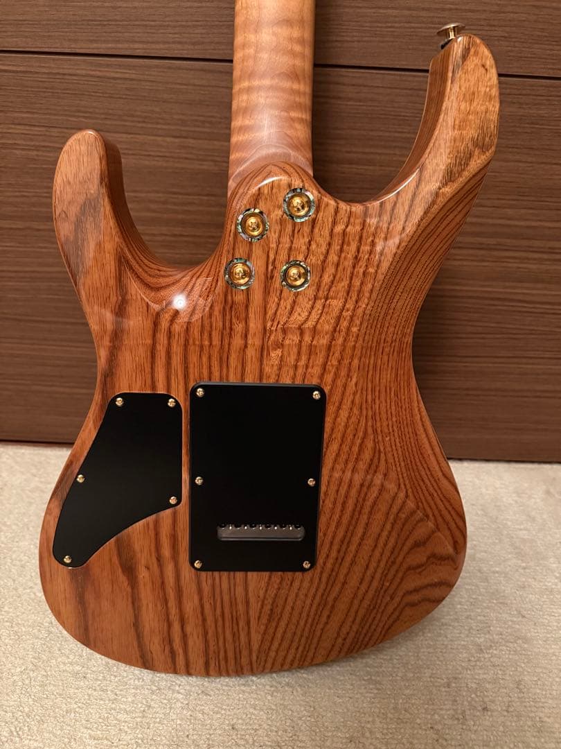 ギター Suhr Modern DealerSelected Quilted Maple