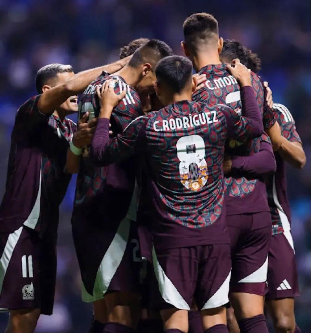 2024メキシコ代表　サンティアゴ・ヒメネス 死者の日エディション インポートL