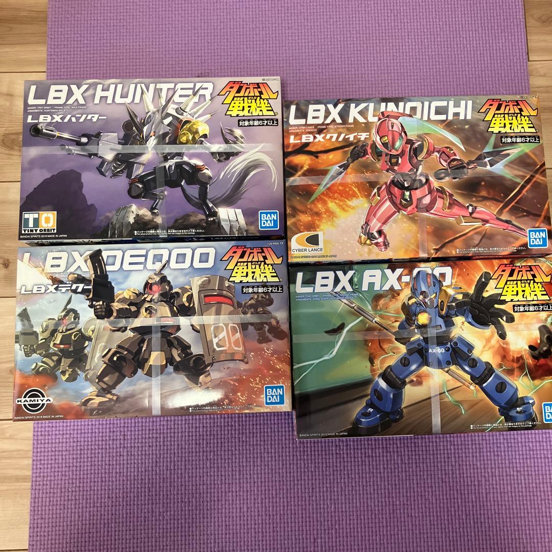 ダンボール戦記　4点新品セット ハンター クノイチAX-00デクー