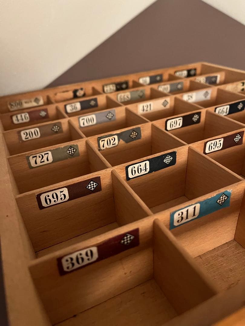 【青虫3/15マデ】アンティーク スプールキャビネット ギッターマン