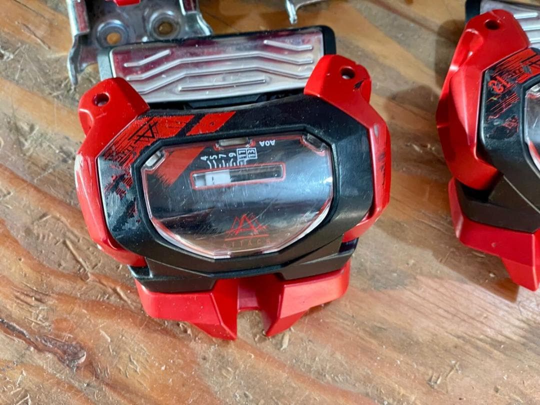 TYROLIA チロリア アタック 13 赤　取付ジグ付き　ブレーキ幅選択可