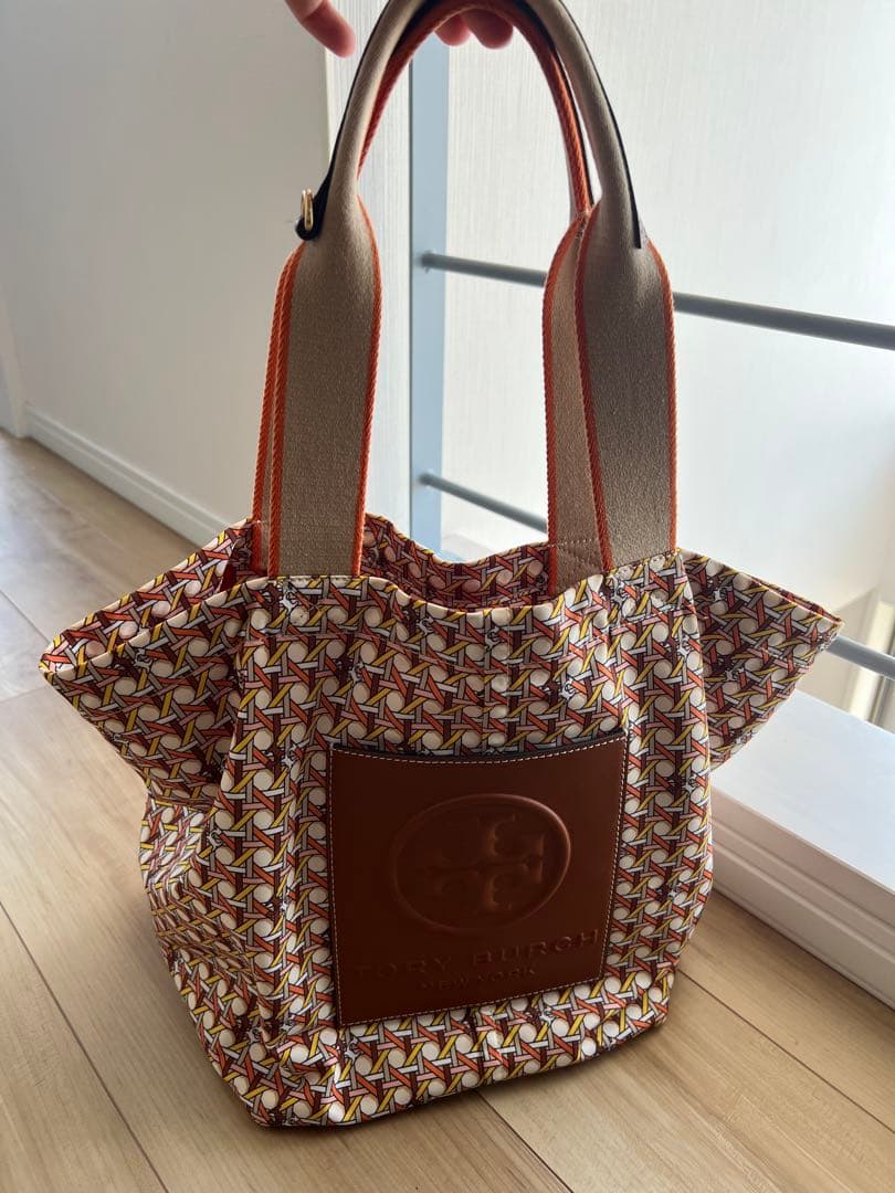 トリーバーチ　ナイロントートバッグ