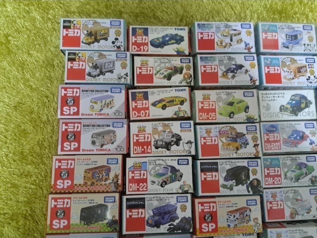 ディズニートミカ　ディズニーモータース　トミカ　48台まとめ売り