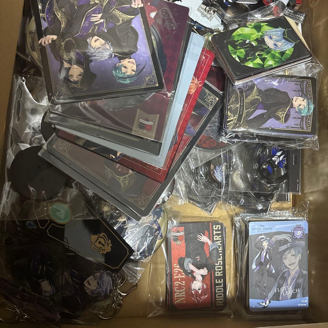 アニメグッズ　まとめ売り 紙類多め