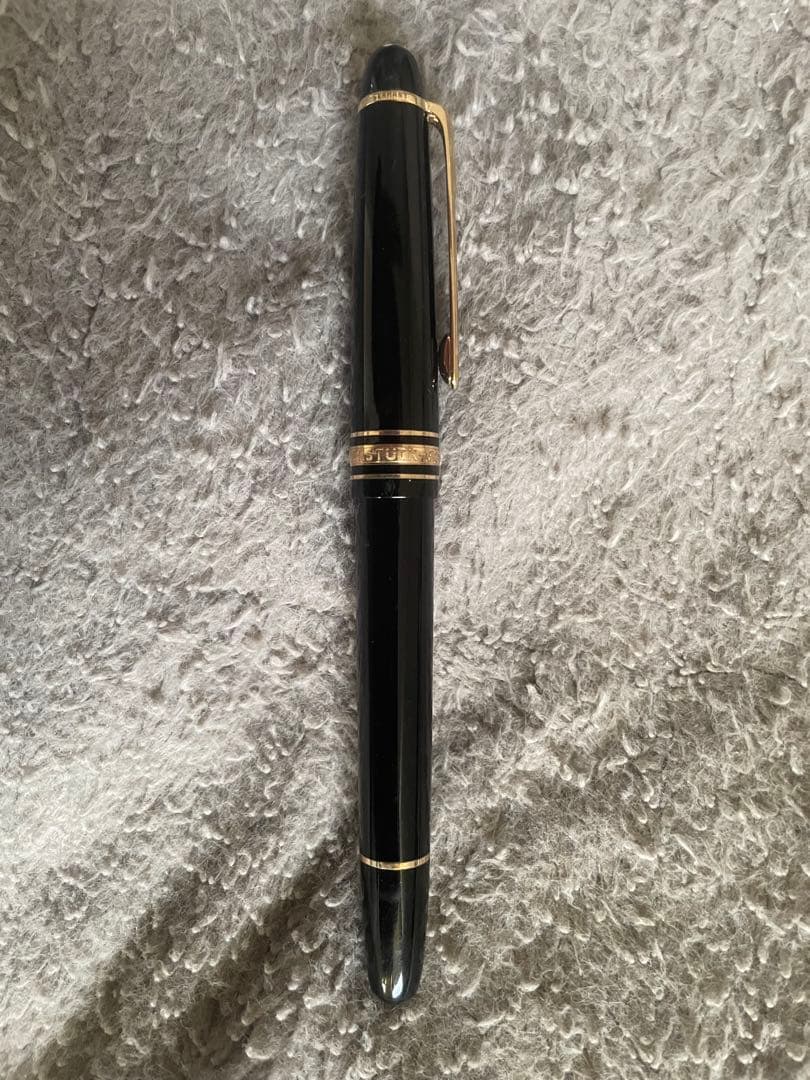 モンブラン(MONTBLANC)万年筆 マイスターシュテュック