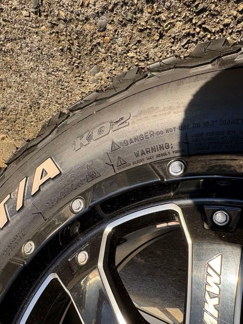 MKW ＭＫ-46 BFGoodrichオールテレーンタイヤ　225/70R16