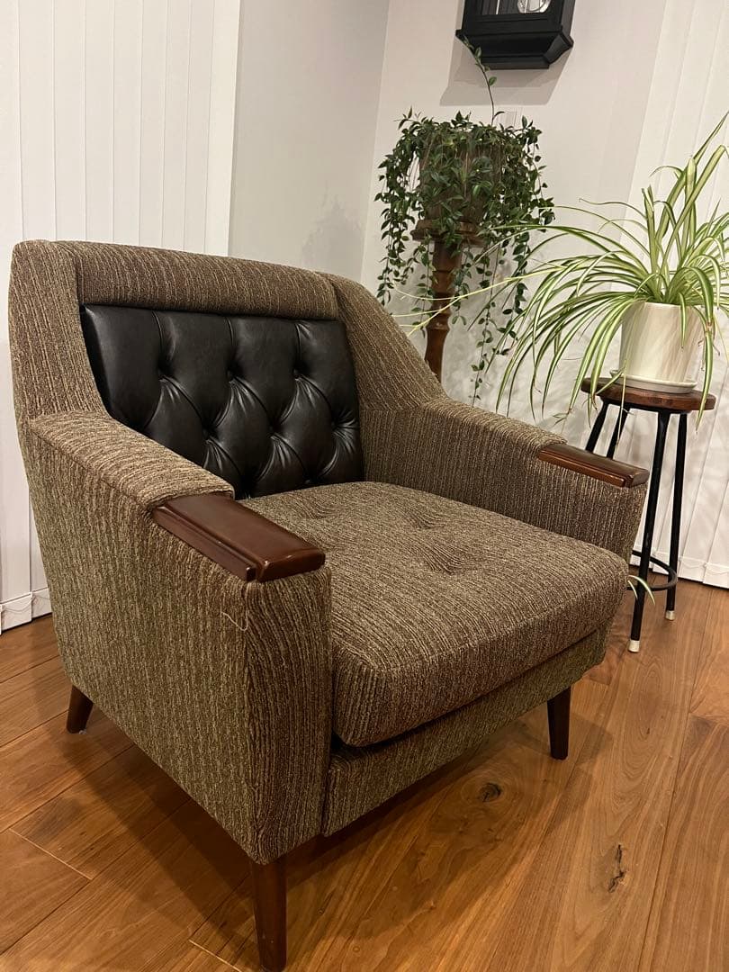 1ヴィンテージ　アームチェア　1人掛けソファ　ラウンジチェア　ミッドセンチュリー