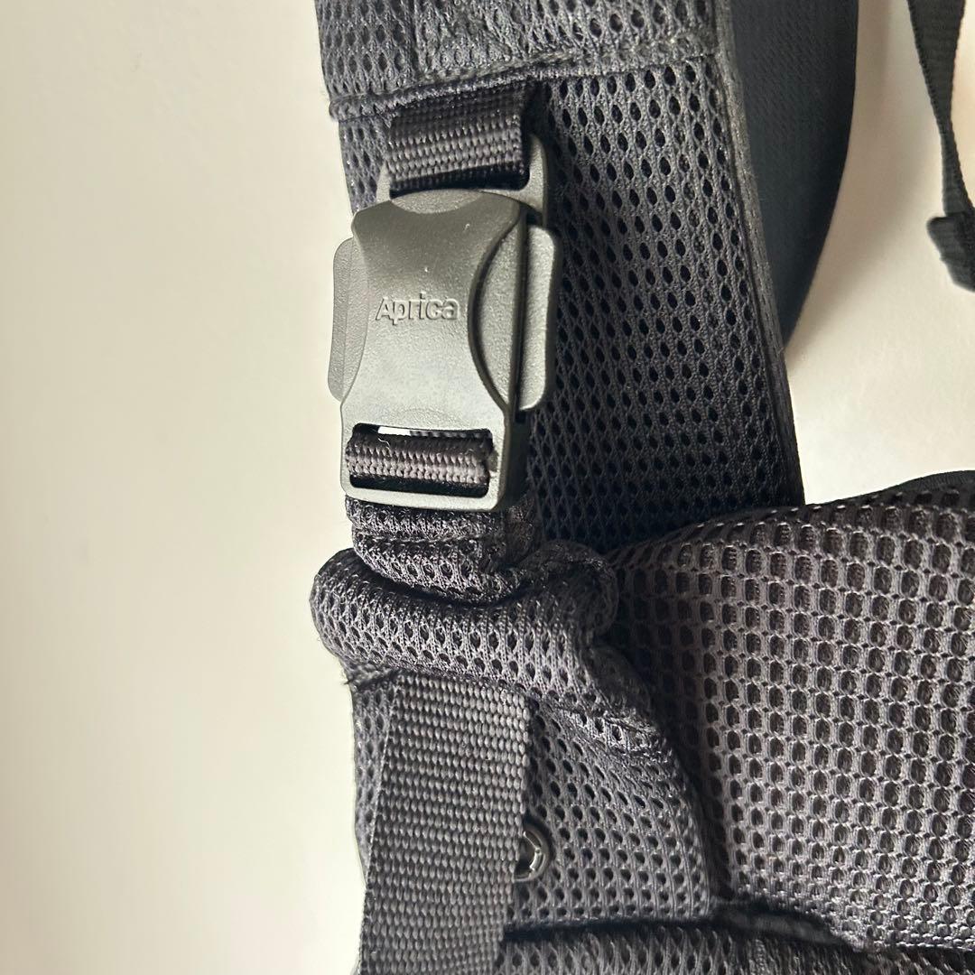 【美品・付属品完備】アップリカ ラクリス 抱っこ紐 ブラック 2024年購入