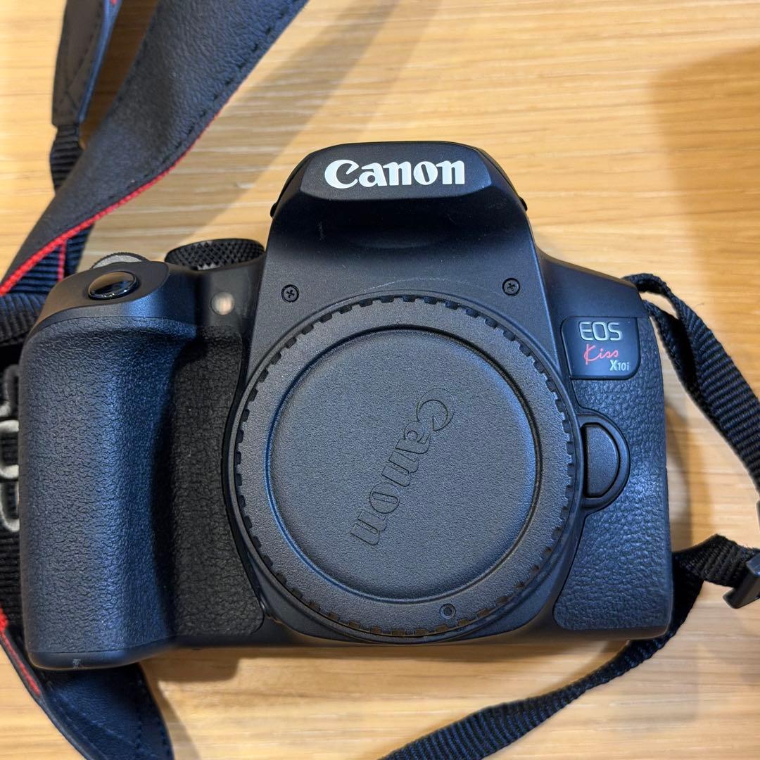 CANON EOS Kiss X10i ダブルズームキット 広角レンズ付