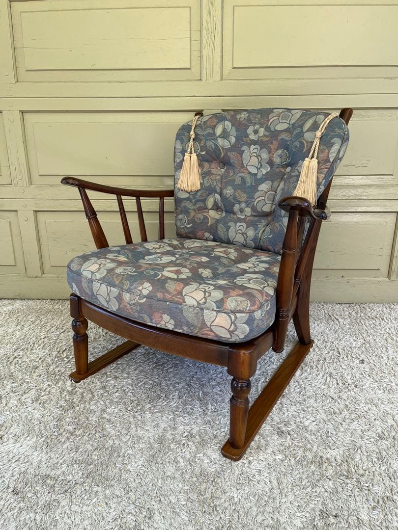 カリモク家具 コロニアル WC47ソファ 肘掛椅子 平織布張②