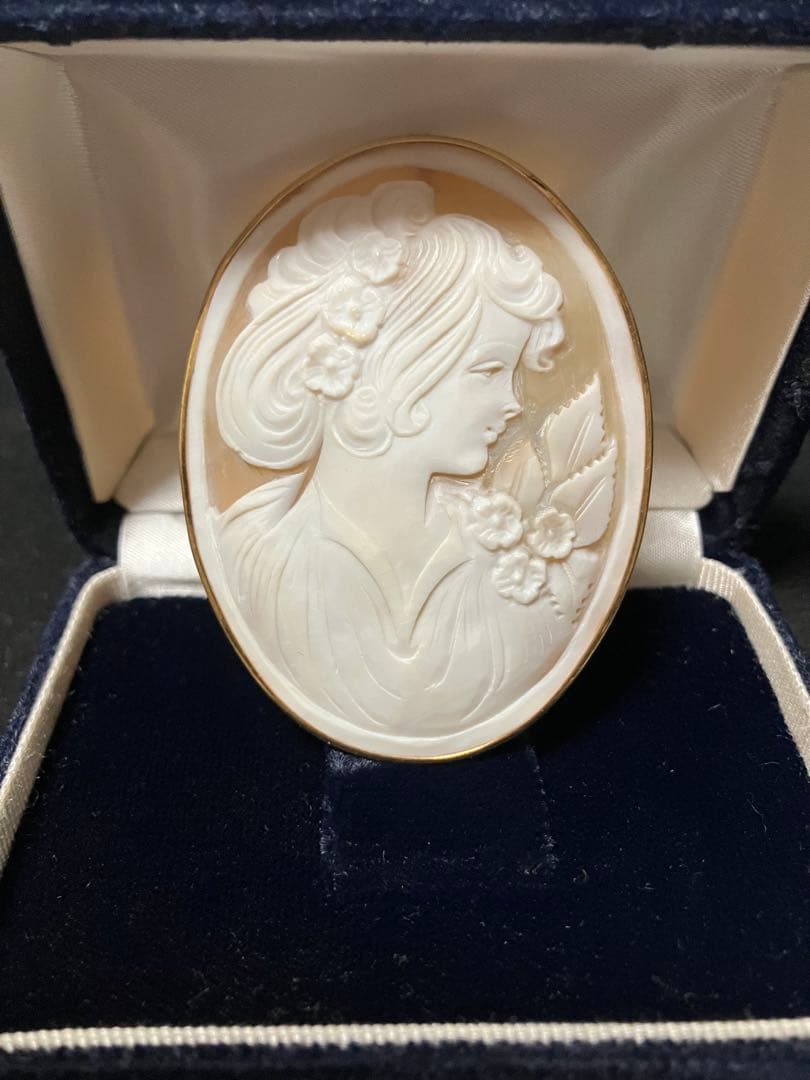 カメオ シェル ブローチ K18