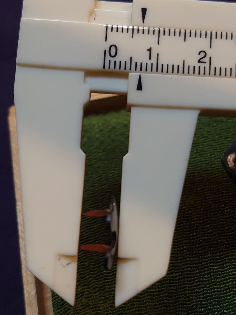 縁頭用のメクラ金具、燻し仕上げ銀