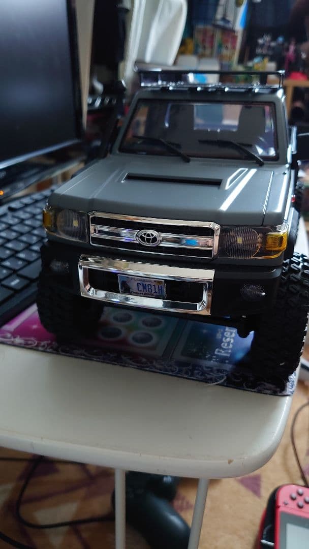 ホビーラジコン MN82