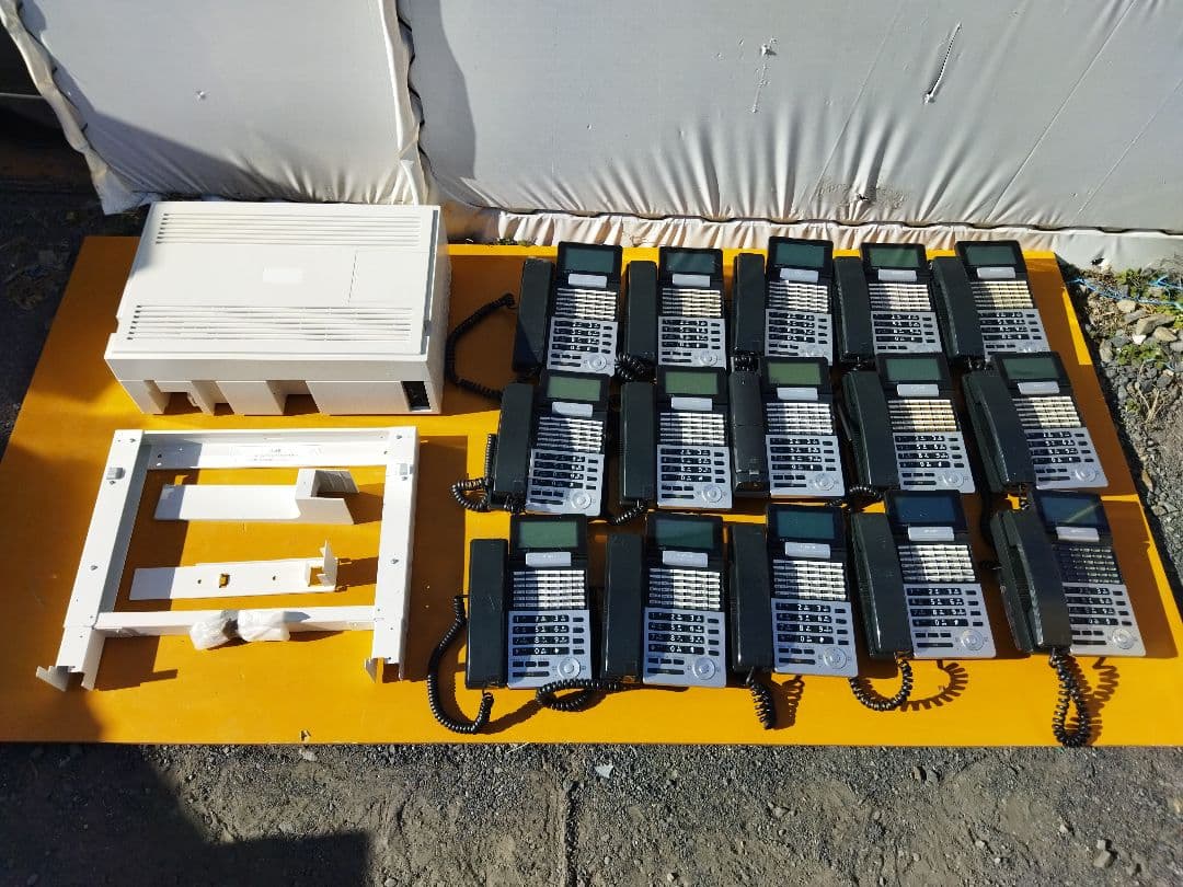 日立　HITACHI　ボタン電話装置　電話機15点まとめセット