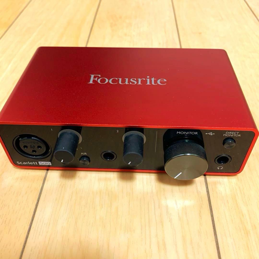 Focusrite Scarlett Solo オーディオインターフェース