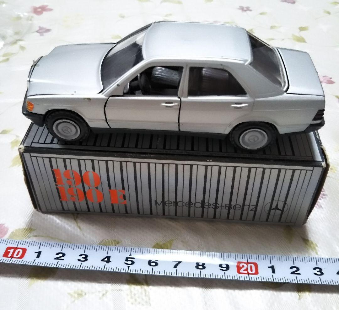 ●3418#0130　ドイツ製メルセデスベンツ190-190Eミニカー　1010
