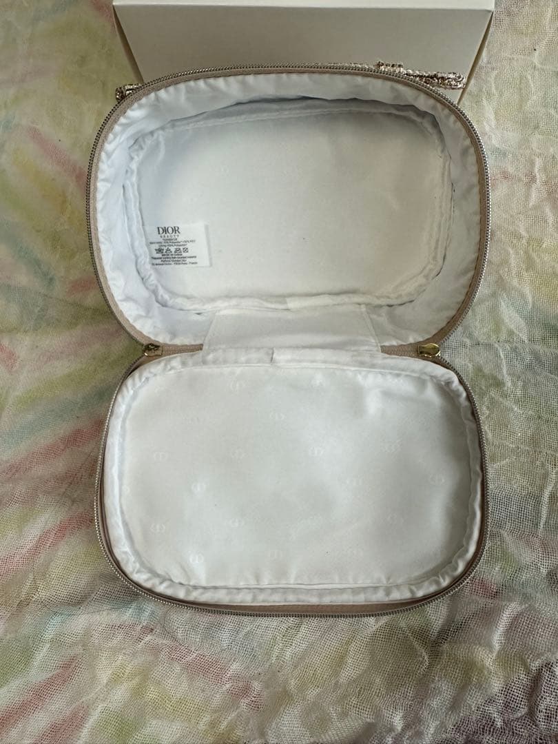 CHRISTIAN DIOR ビューティーセット ポーチ付き