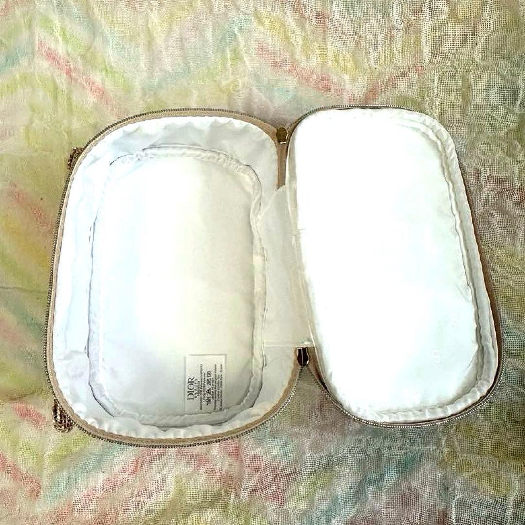CHRISTIAN DIOR ビューティーセット ポーチ付き