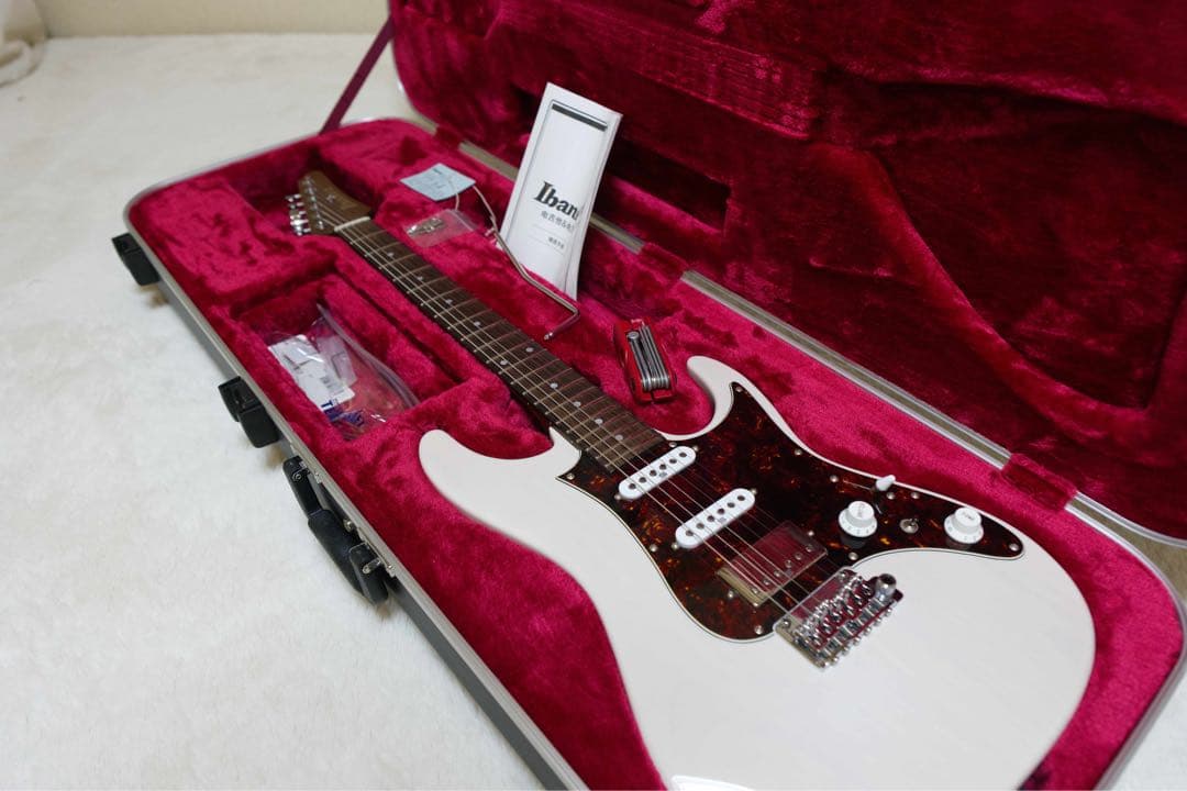 ギター Ibanez Prestige AZ2204N-AWH