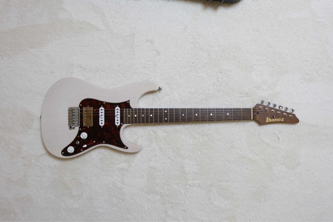ギター Ibanez Prestige AZ2204N-AWH