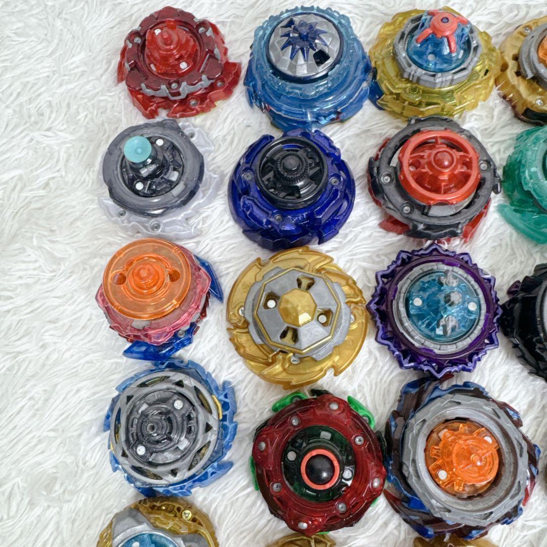 【大量】ベイブレードバースト 計72点 引退品 まとめ DB DU 付属パーツ有