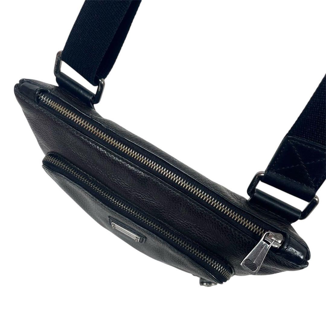 ドルチェアンドガッバーナ　D&G ショルダーバッグ　ロゴプレート　レザー　極美品