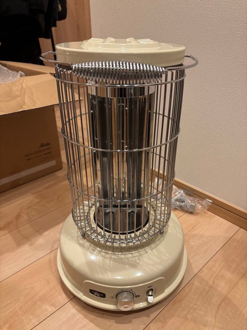 電気ヒーター momochi