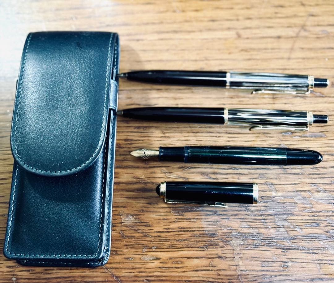 高級PELIKAN14k万年筆とボールペン、シャープペン3本＆レザーケース付き
