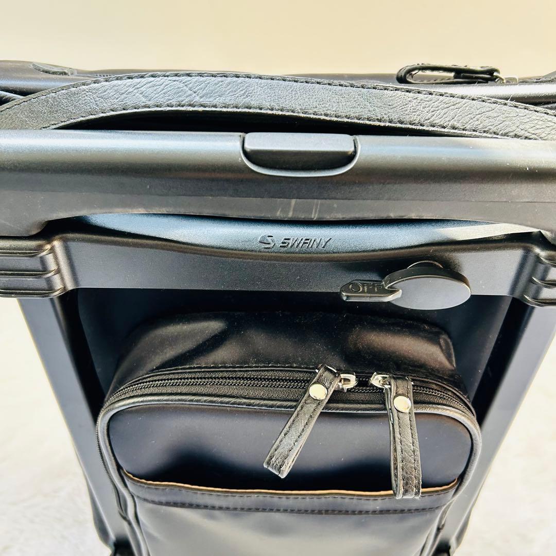 美品⭐︎スワニー キャリーバッグ リニーエ3 L21 ストッパー付 D-550