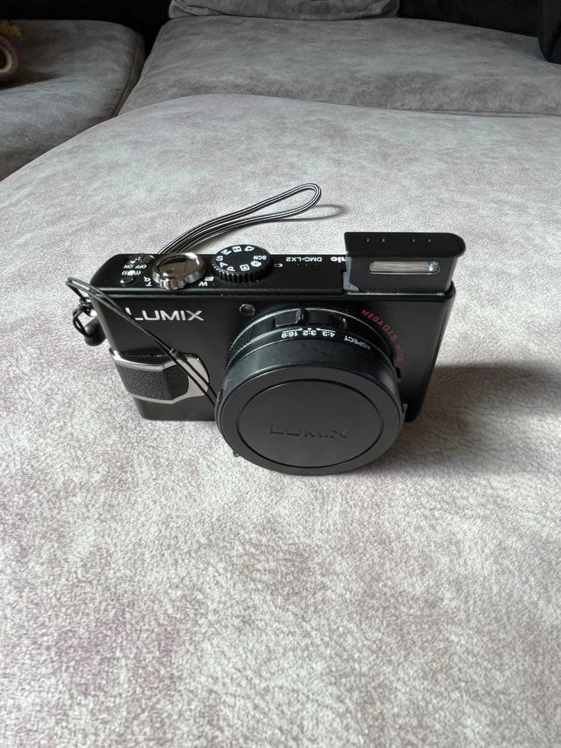 Panasonic LUMIX DMC-LX2 ライカレンズ CCD 充電器付