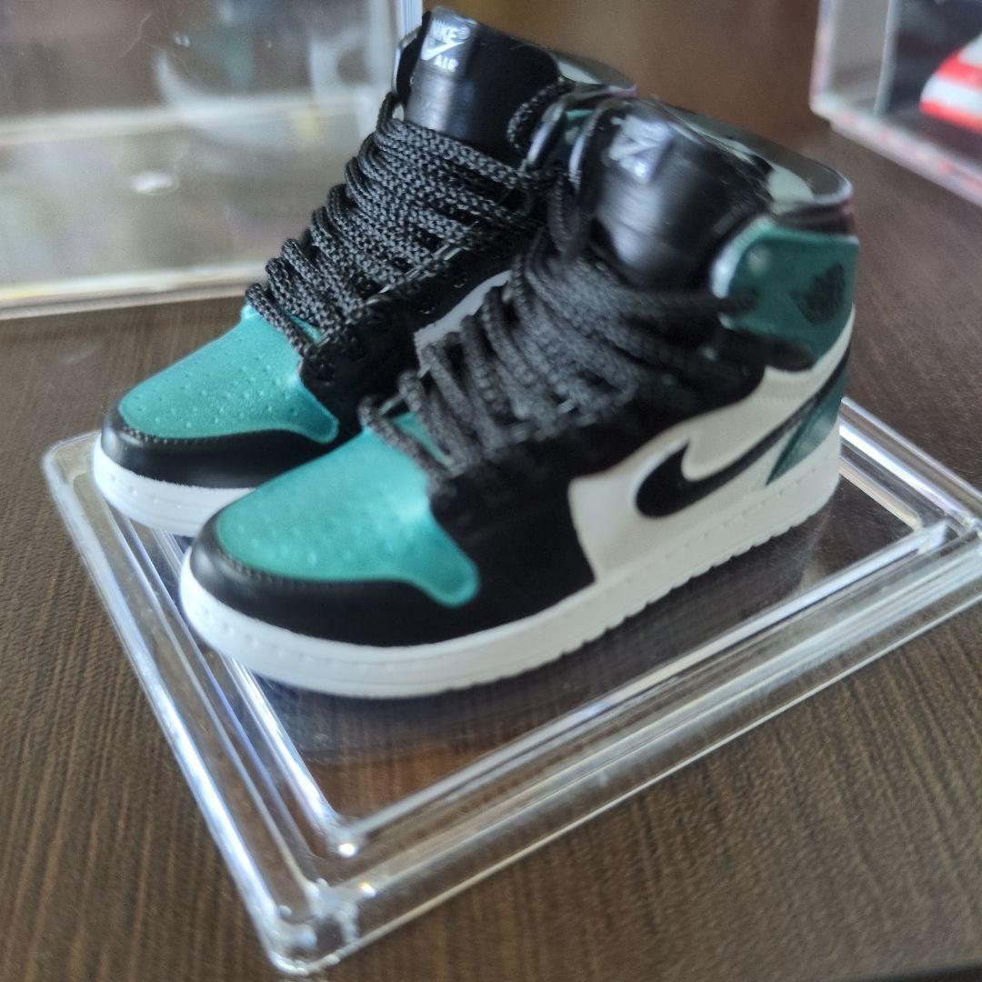 Air Jordan 11 グレー シューズ(男性用)おまけつき！