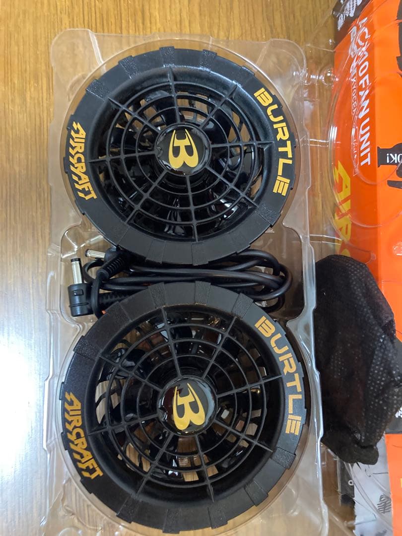暑さ対策・冷却グッズ BURTLE AC310 FAN UNIT & AC300 Battery