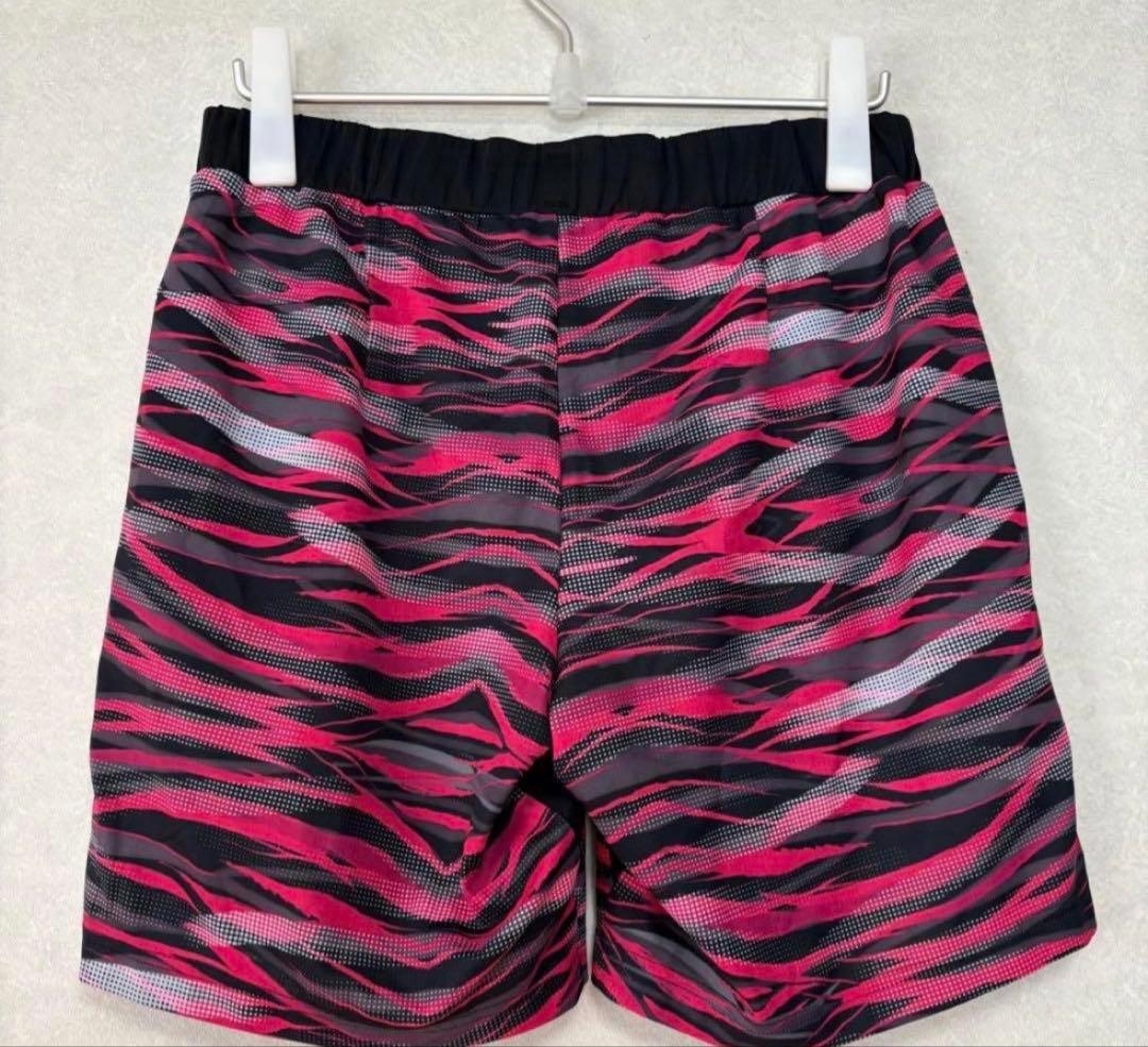 ヨネックス　ハーフパンツ　Lサイズ