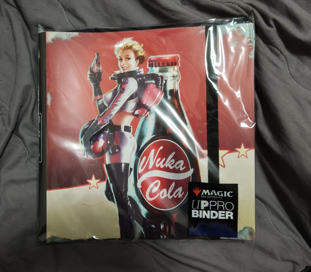 UltraPro　MTG　Fallout　12ポケットバインダー　ヌカコーラ
