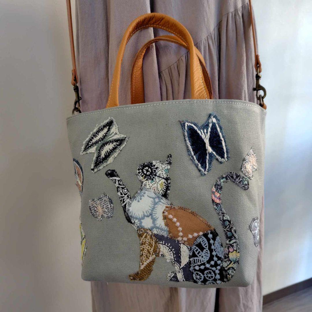 333W 様　/猫とちょうちょカケラパッチ/しきりトートSサイズ/本革キャメ