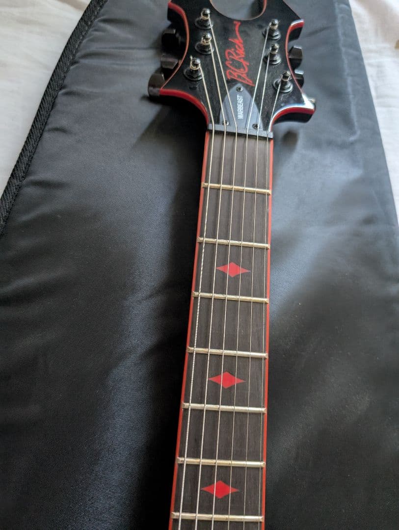 エレキギター B.C.Rich / Warbeast Blood Bound