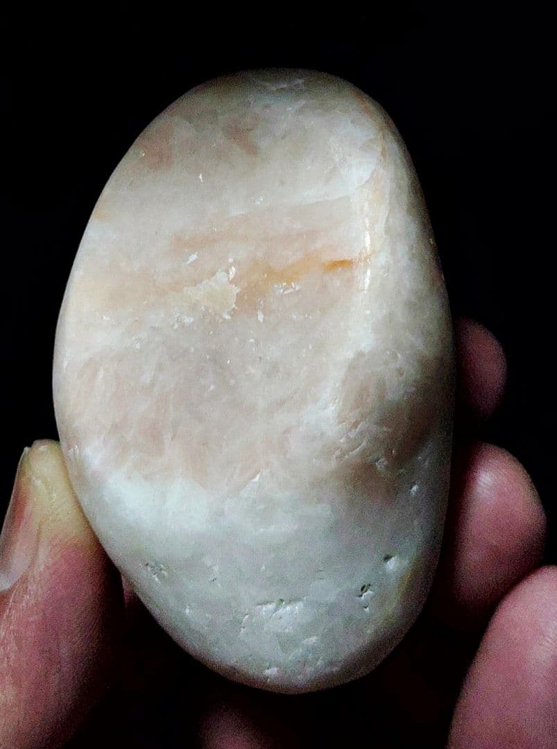 ★翡翠原石★糸魚川クリノゾイサイト【小滝・転石・磨き244ｇ】