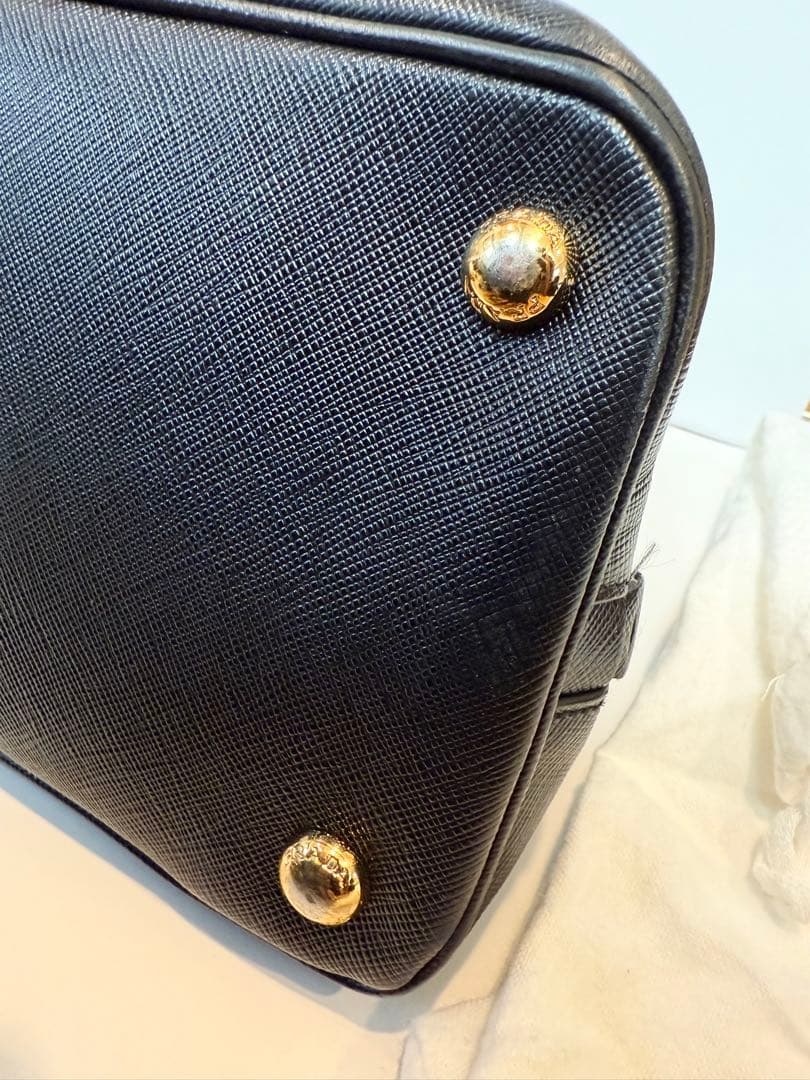 PRADA プラダ ブラック サフィアーノ　ショルダーバッグ　正規品