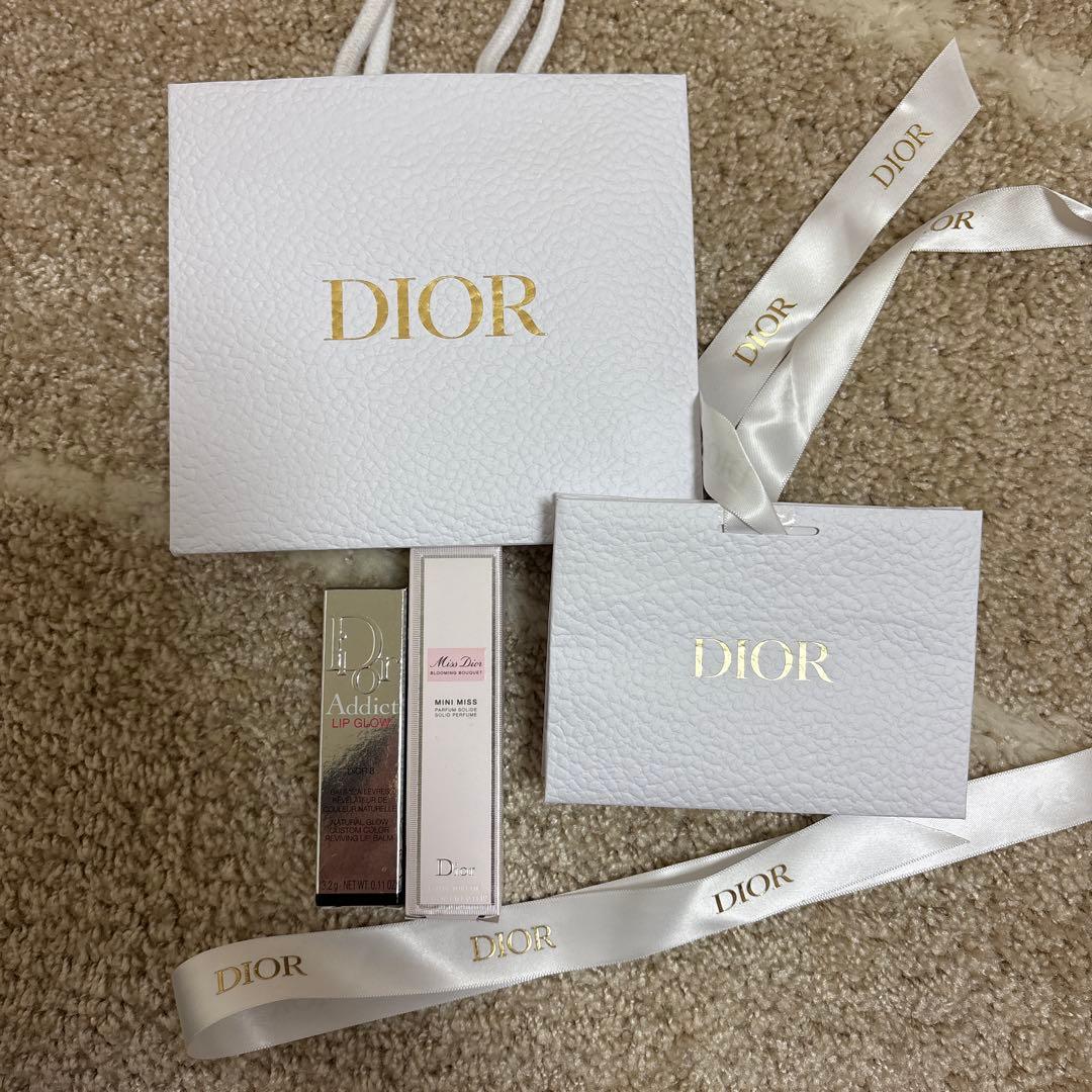 Dior アディクトリップグロウ　ブルーミングブーケ