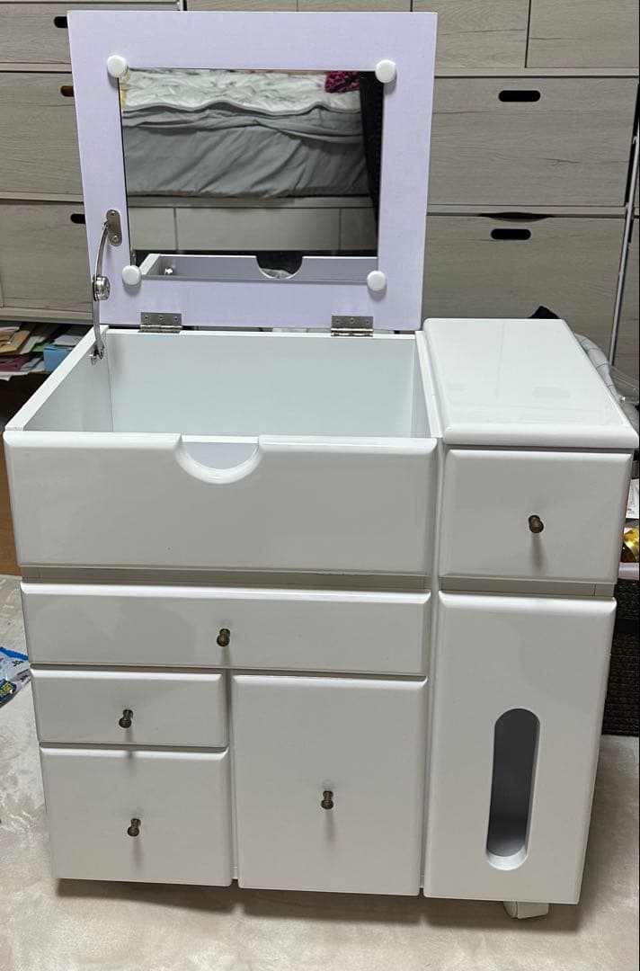 ホワイトドレッサー・鏡台　鏡面仕上げ