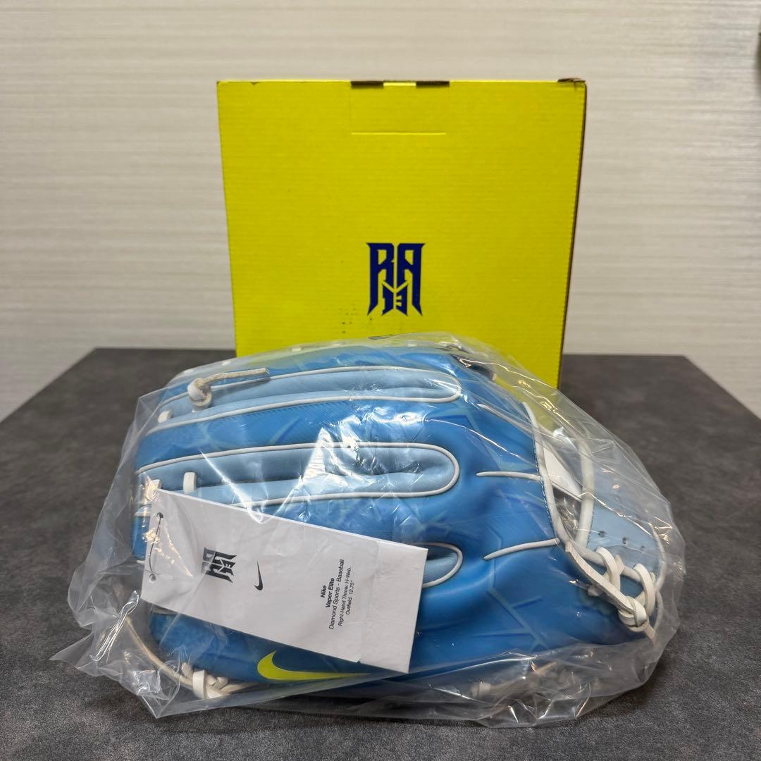 硬式グローブ ロナルドアクーニャ モデル 外野 右利き アイスブルー ヴェイパー