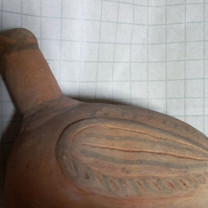南米遺跡　鳥　陶器