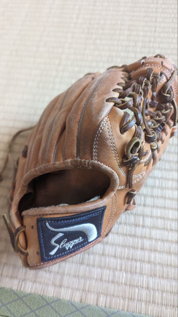 Slugger オレンジ硬式グローブ