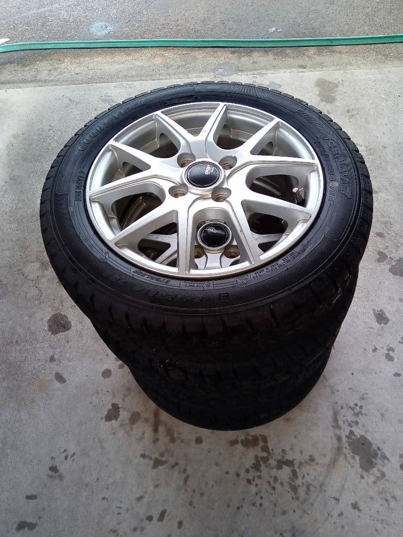 14インチアルミホイールグッドイヤースタッドレス24年製付き