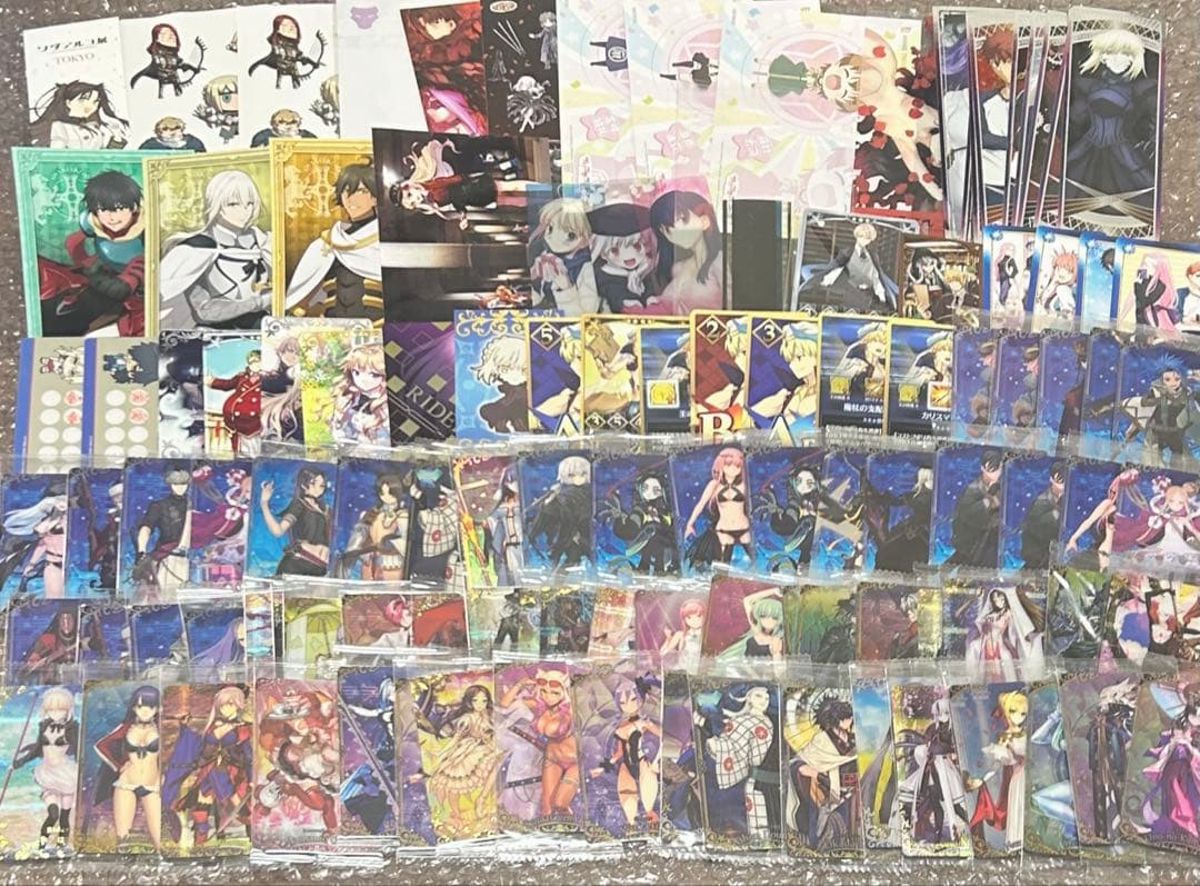 3枚目あり)Fateシリーズ　紙類　セット